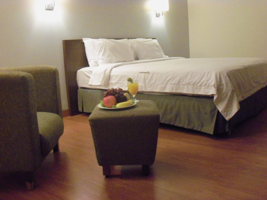 Hotel Naval Bandung Habitación foto